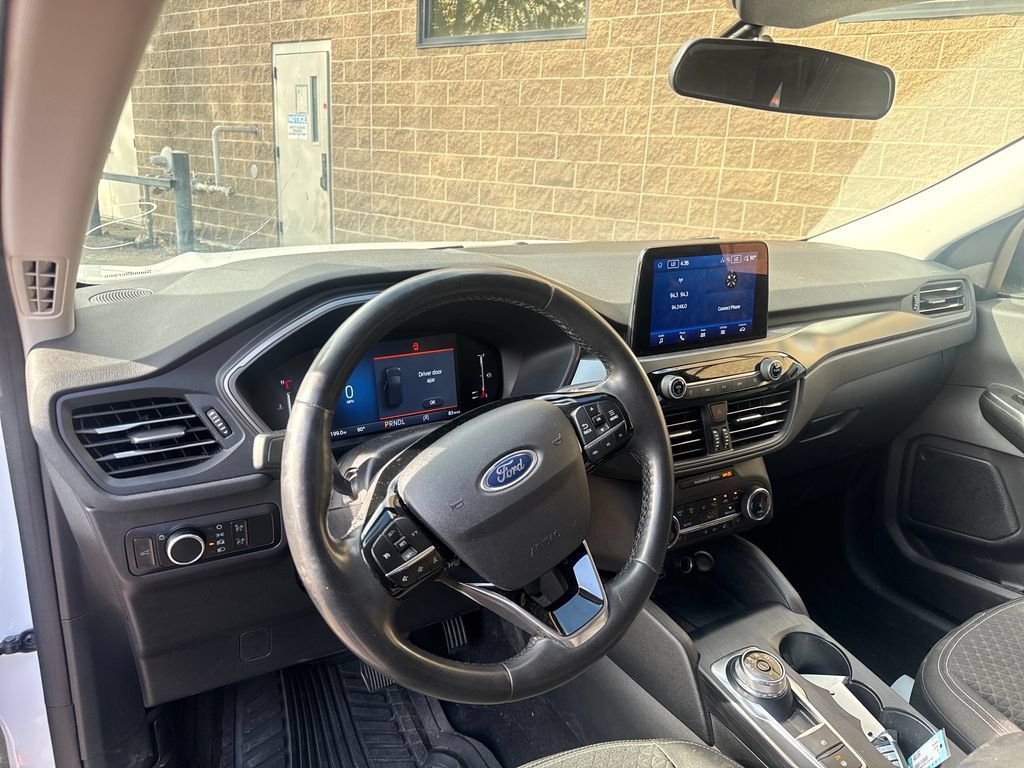 Used 2023 Ford Escape Active AWD/4WD image 13