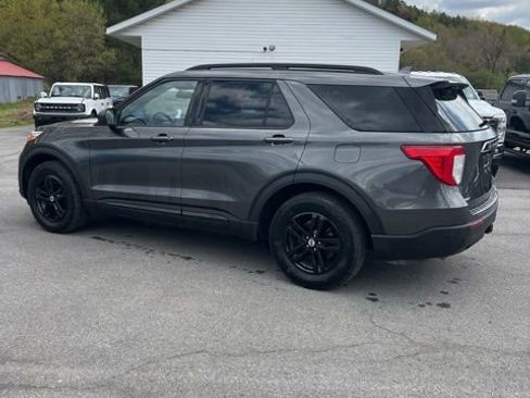 Used 2020 Ford Explorer XLT w/ Comfort Package AWD/4WD image 6
