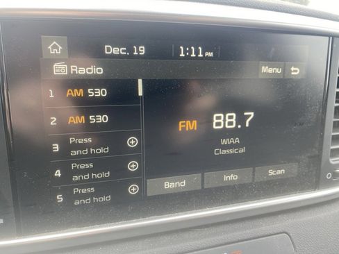 Used 2022 Kia Sportage LX image 19