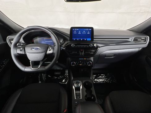 Used 2025 Ford Escape ST-Line w/ Equipment Group 301A image 22