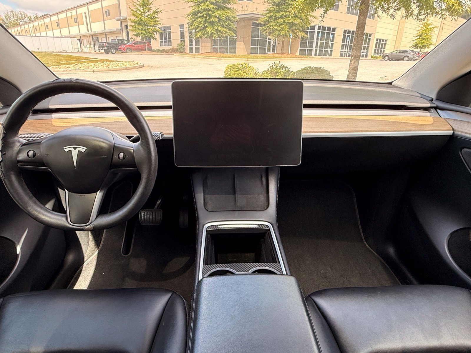 Used 2023 Tesla Model Y Long Range AWD/4WD image 23