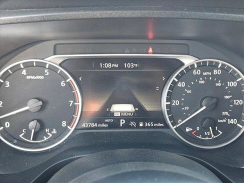 Used 2024 Nissan Rogue SV image 10