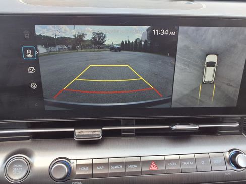 Used 2024 Hyundai Kona Limited image 24