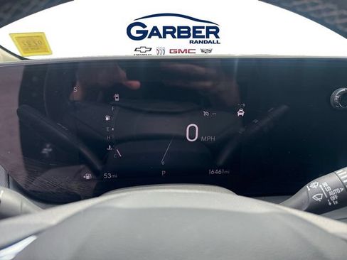 Used 2025 Buick Encore GX Avenir w/ Avenir Convenience Package AWD/4WD image 14