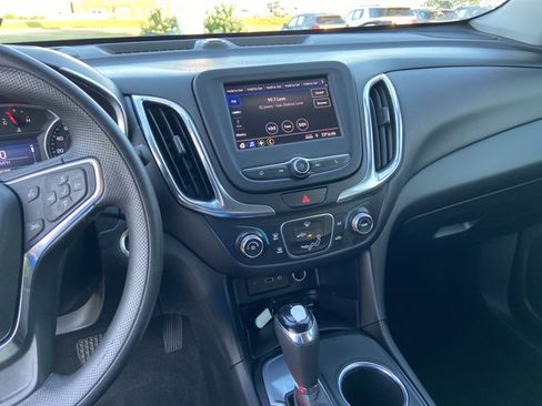 Used 2020 Chevrolet Equinox LT FWD image 23