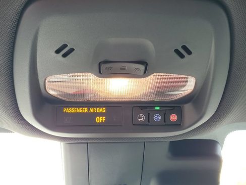 Used 2024 Buick Envista Preferred w/ Convenience I Package FWD image 21