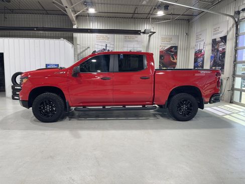 Used 2024 Chevrolet Silverado 1500 Custom Trail Boss AWD/4WD image 5