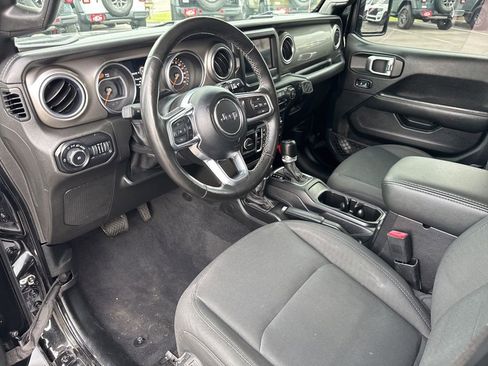 Used 2020 Jeep Wrangler Unlimited Sahara w/ Cold Weather Group image 30