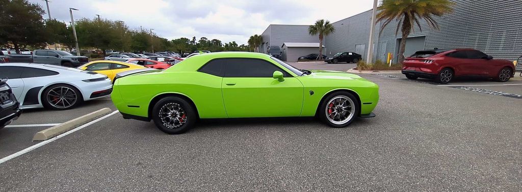 Used 2023 Dodge Challenger SRT Hellcat RWD image 30