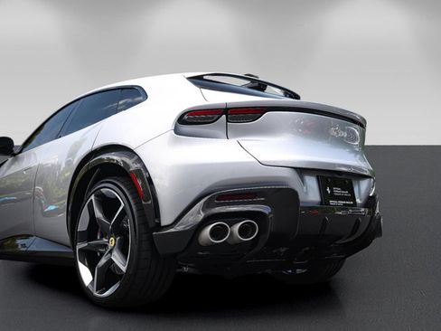 Certified 2026 Ferrari Purosangue AWD/4WD image 17