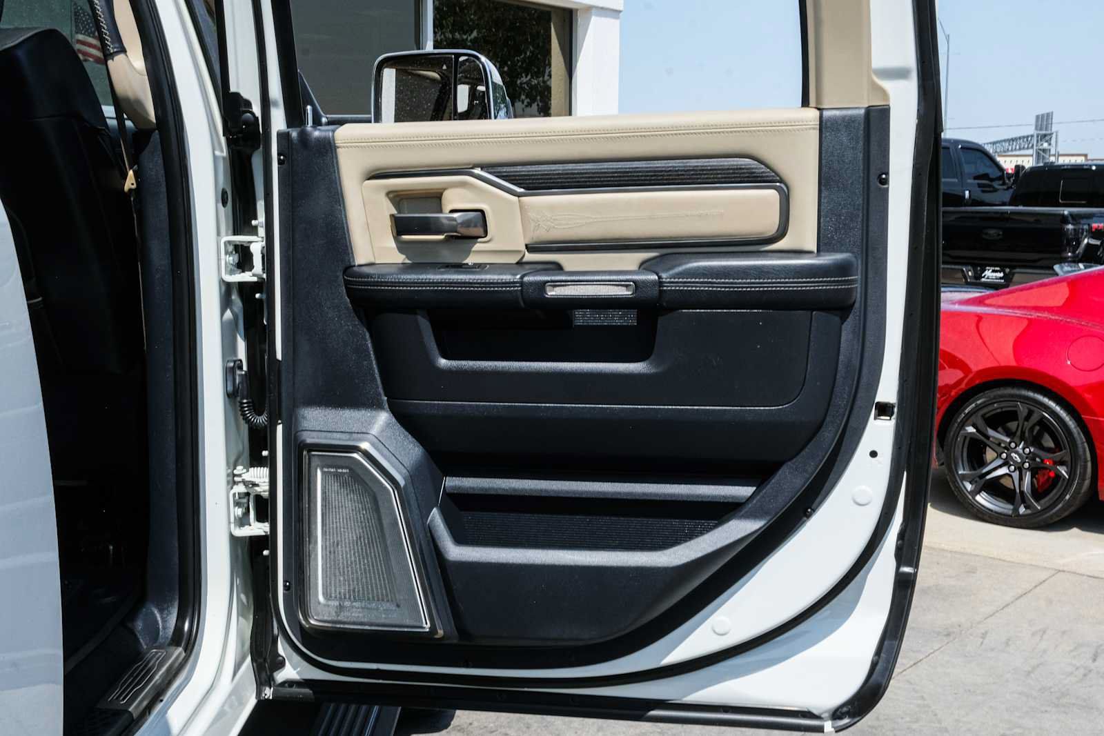 Used 2019 RAM 2500 Limited AWD/4WD image 46