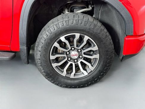 Used 2021 GMC Sierra 1500 AT4 w/ AT4 Premium Package AWD/4WD image 40