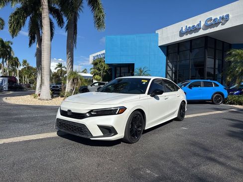 Used 2023 Honda Civic Sport image 13