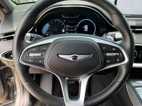 Used 2023 Genesis GV70 2.5T w/ Sport Prestige Package AWD/4WD image 15