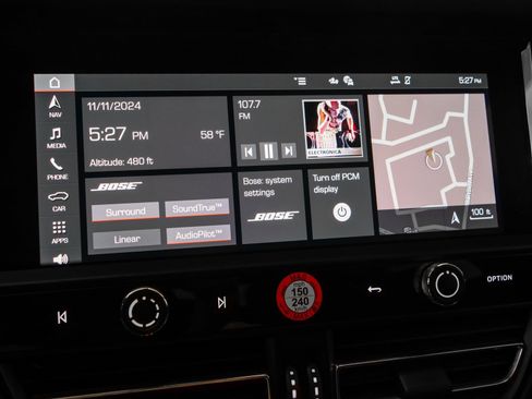 Used 2025 Porsche Macan image 38