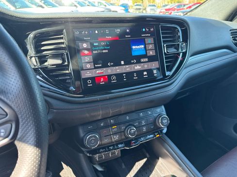Used 2025 Dodge Durango GT image 23