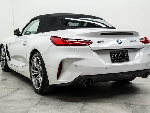 Used 2025 BMW Z4 sDrive30i image 12