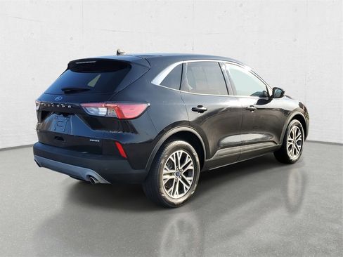 Used 2022 Ford Escape SEL image 7