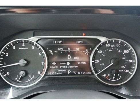 Used 2023 Nissan Pathfinder SL FWD image 10