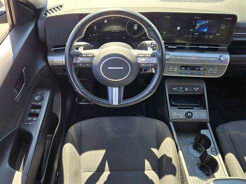 Used 2024 Hyundai Kona SEL w/ Convenience Package image 13