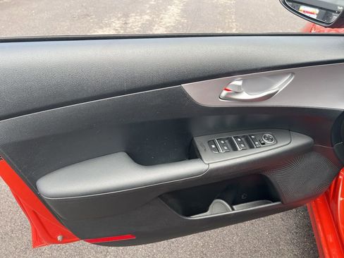 Certified 2023 Kia Forte LXS image 7