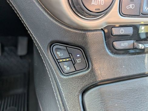 Used 2016 GMC Yukon Denali w/ Open Road Package RWD image 4