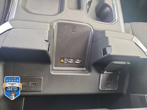 New 2026 GMC Savana 2500 w/ Safety Package RWD image 28