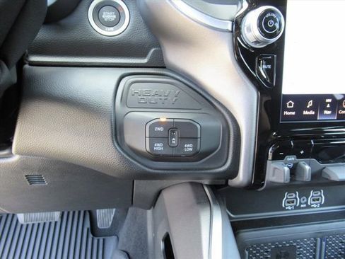 New 2026 RAM 2500 Big Horn AWD/4WD image 27