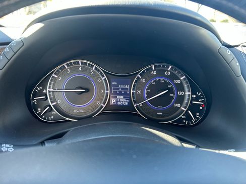 Used 2017 INFINITI QX80 4WD w/ Driver Assistance Package image 34