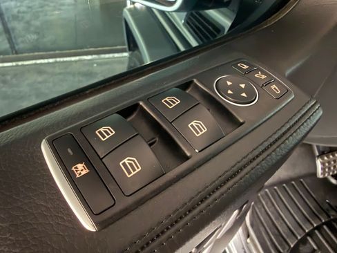 Used 2018 Mercedes-Benz G 63 AMG 4MATIC image 25