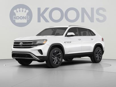 Used 2022 Volkswagen Atlas Cross Sport SE w/ Black Wheel Package