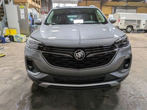 Used 2023 Buick Encore GX Essence image 8
