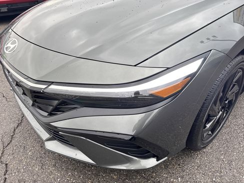 New 2026 Hyundai Elantra SEL Sport Premium image 10