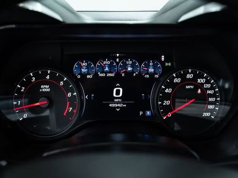 Used 2020 Chevrolet Camaro ZL1 image 31
