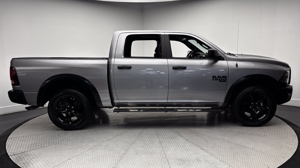 Used 2024 RAM 1500 Classic SLT AWD/4WD image 37