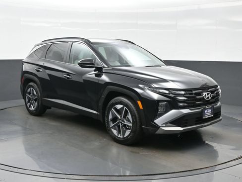 Certified 2026 Hyundai Tucson SEL Plus FWD image 8