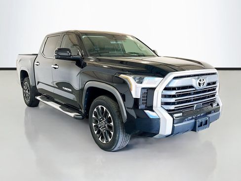 Used 2023 Toyota Tundra Limited w/ Power Package AWD/4WD image 3
