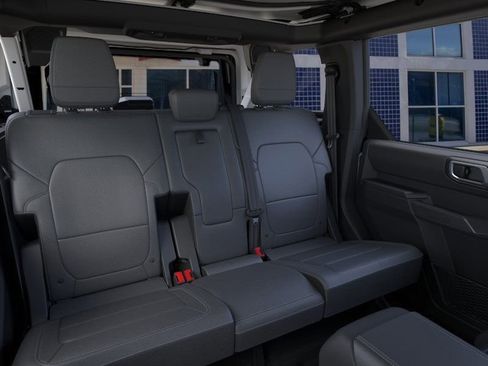 New 2025 Ford Bronco Badlands image 12