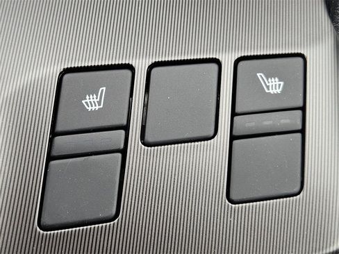 New 2026 Kia Sportage EX w/ EX Panorama Roof Package image 15