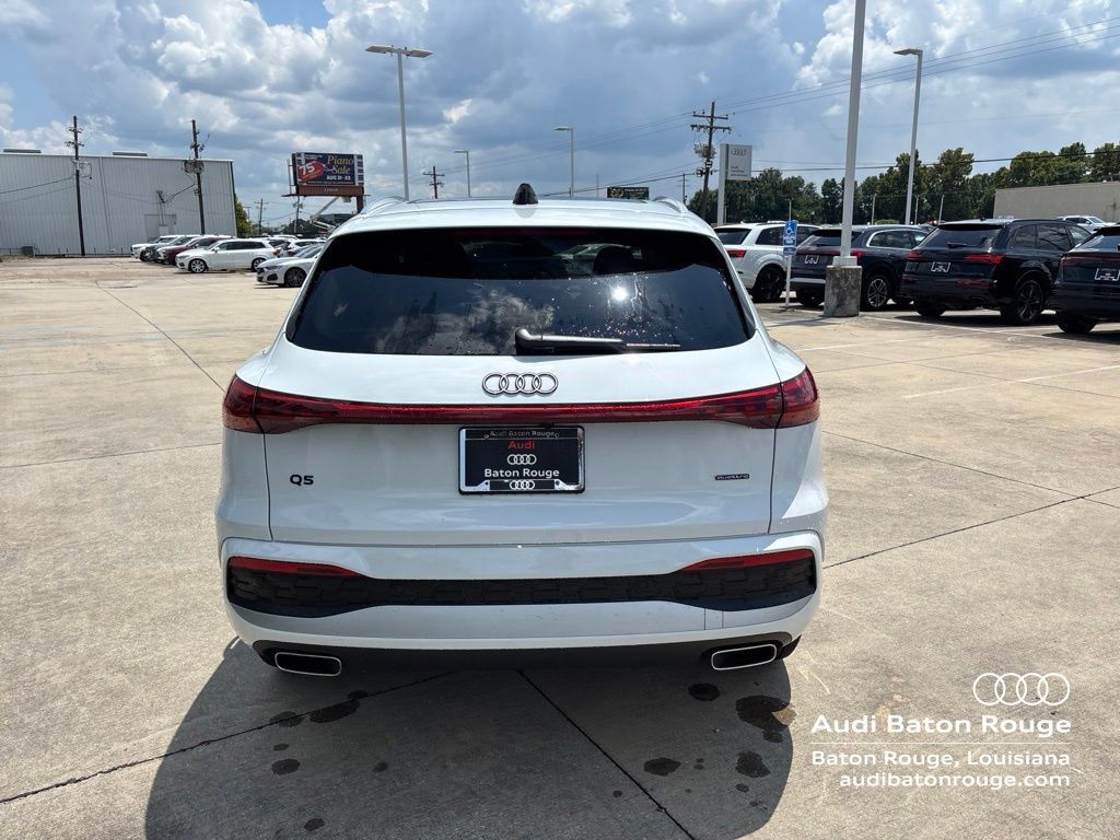 Used 2025 Audi Q5 Premium Plus w/ Premium Plus AWD/4WD image 6