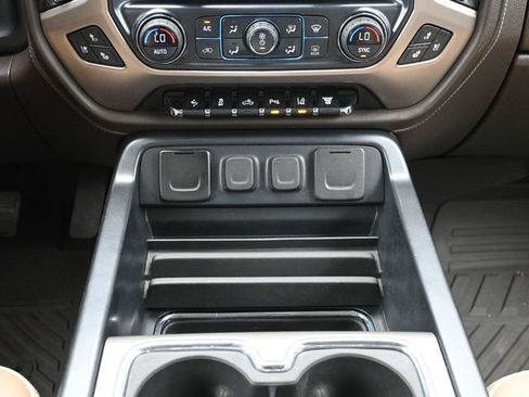 Used 2018 GMC Sierra 3500 Denali w/ Duramax Plus Package AWD/4WD image 22