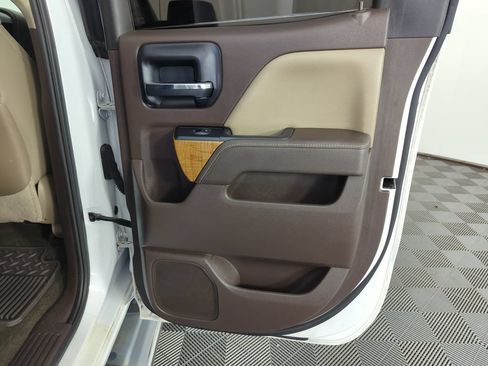 Used 2014 GMC Sierra 1500 SLT w/ SLT Preferred Package RWD image 30
