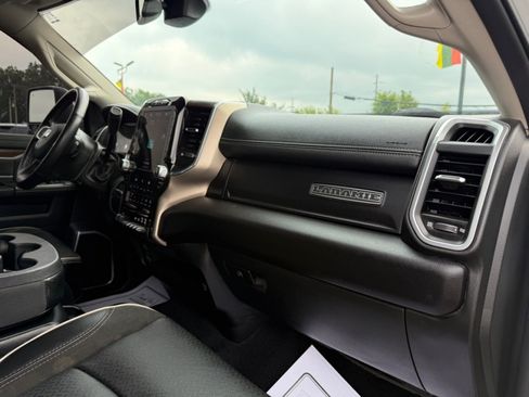 Used 2024 RAM 2500 Laramie AWD/4WD image 24
