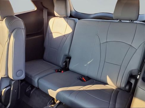 Used 2023 Buick Enclave Essence w/ Experience Buick Package image 22