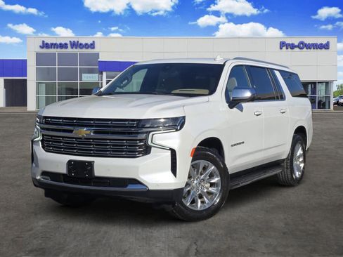 Used 2021 Chevrolet Suburban Premier image 1