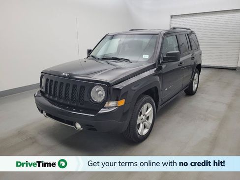 Used 2017 Jeep Patriot Latitude FWD image 1