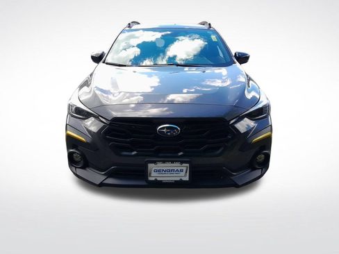 Used 2024 Subaru Crosstrek 2.5i Sport AWD/4WD image 2