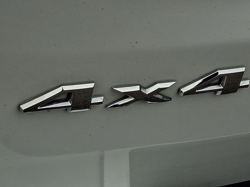 Used 2020 Jeep Grand Cherokee Limited w/ Luxury Group II image 30