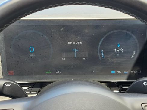 Used 2024 Hyundai Kona SEL FWD image 20