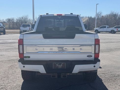 Used 2022 Ford F350 Limited image 7